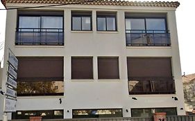 Appartement 4 personnes parking privé gratuit calanques plages Vélodrome hôpital IPC